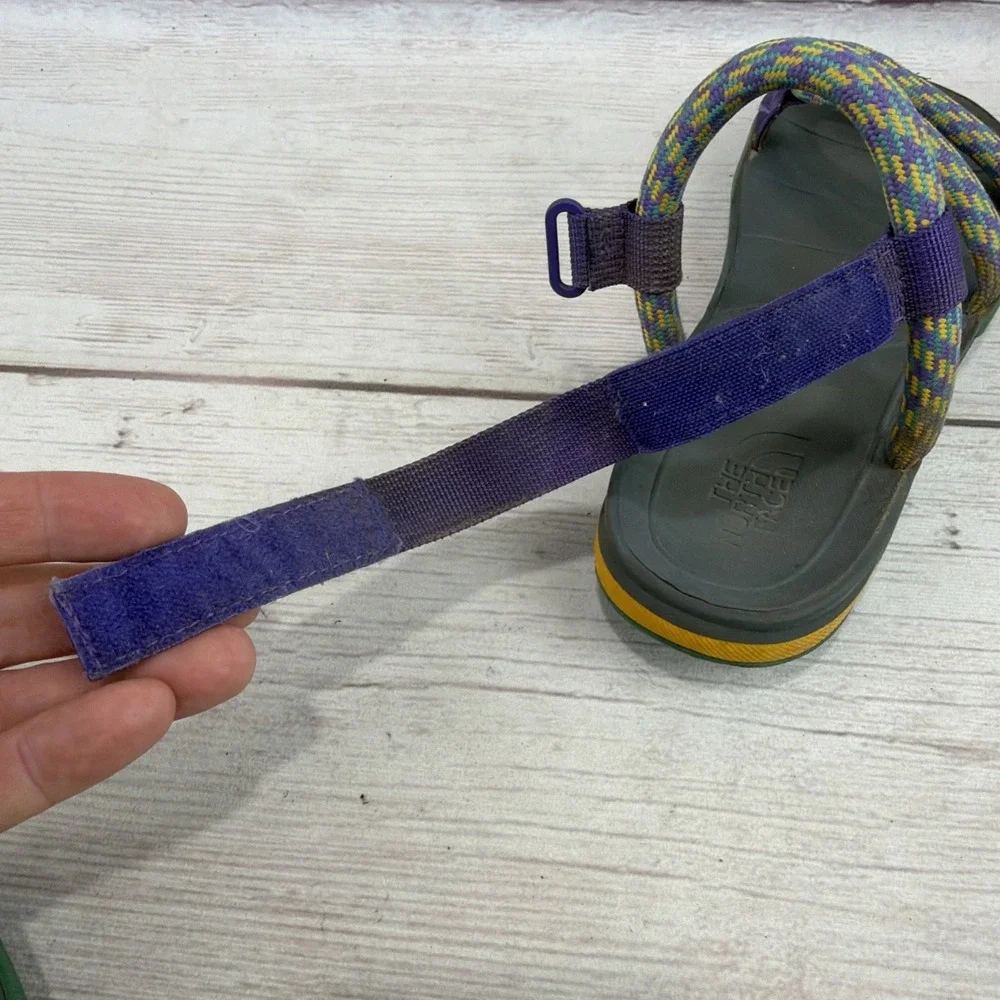 The North Face Women's 8 Skeena Outdoor Rope Sandals Gray Teal Purple Yellow